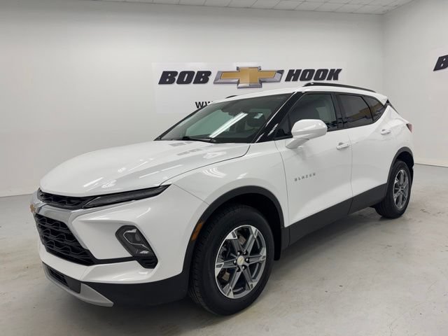 Used 2024 Chevrolet Blazer LT w/ Convenience Package FWD image 1