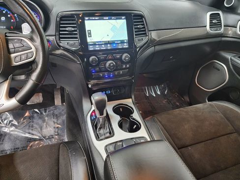 Used 2021 Jeep Grand Cherokee Trackhawk image 16