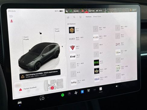 Used 2025 Tesla Model Y Performance image 16