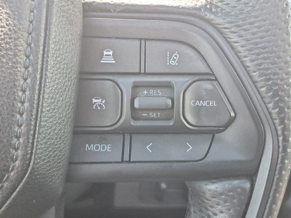 Used 2025 Toyota Sequoia TRD Pro AWD/4WD image 26