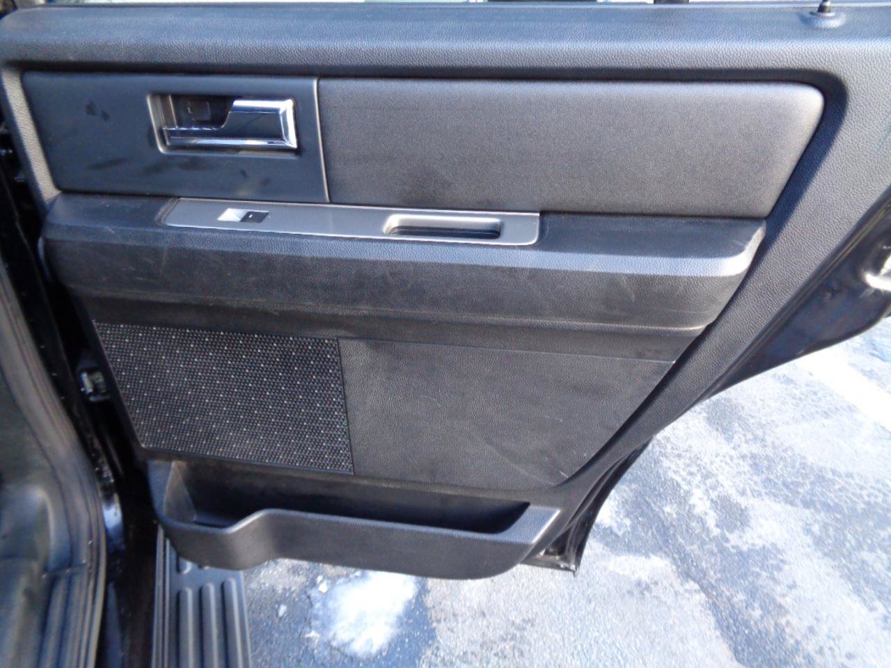 Used 2016 Ford Expedition XL AWD/4WD image 11