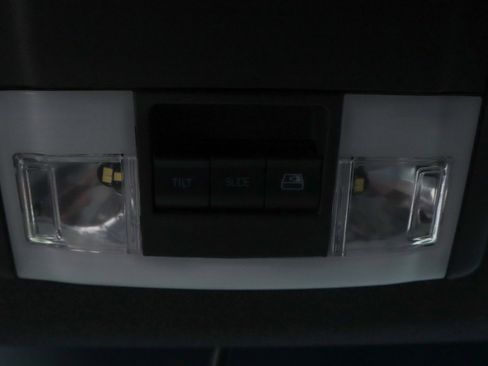 Used 2016 Ford F350 King Ranch w/ King Ranch w/Chrome Package image 31