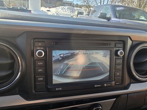 Certified 2018 Toyota Tacoma SR5 image 24