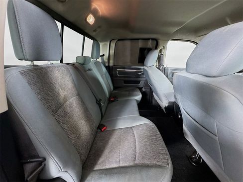 Used 2017 RAM 3500 Big Horn image 26