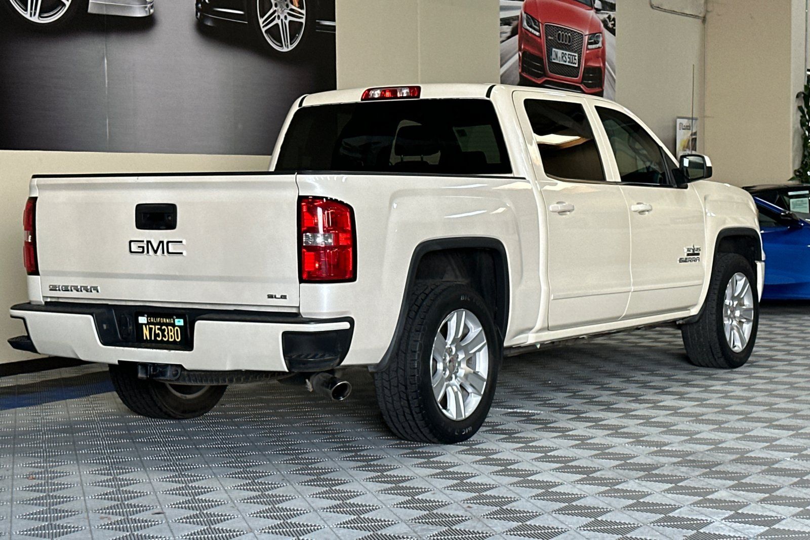 Used 2014 GMC Sierra 1500 SLE w/ Texas SLE Value Package RWD image 4