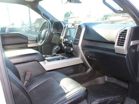 Used 2015 Ford F150 Lariat w/ Equipment Group 502A Luxury image 16