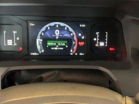 Used 2025 Toyota Tacoma SR5 AWD/4WD image 10