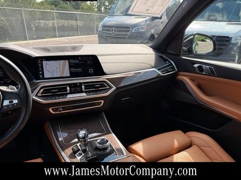 Used 2023 BMW X5 xDrive40i AWD/4WD image 16