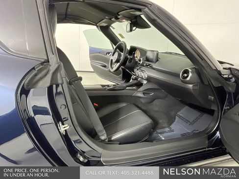 Used 2022 MAZDA MX-5 Miata RF Grand Touring image 14
