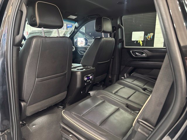 Used 2023 GMC Yukon SLT AWD/4WD image 30