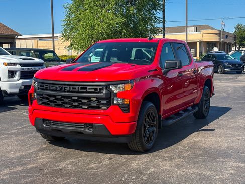 Used 2025 Chevrolet Silverado 1500 Custom w/ Rally Edition AWD/4WD image 5