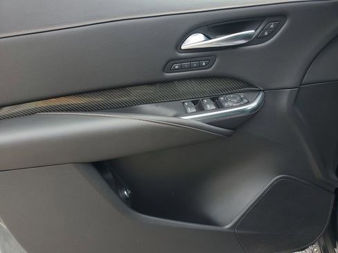 Used 2020 Cadillac XT4 Sport w/ Cold Weather Package FWD image 19