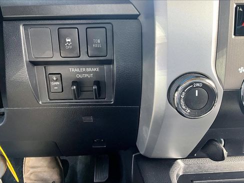 Used 2019 Toyota Tundra SR5 w/ TRD Off Road Package AWD/4WD image 14
