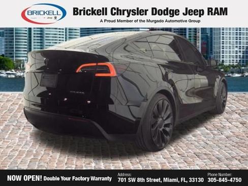 Used 2025 Tesla Model Y Performance AWD/4WD image 3