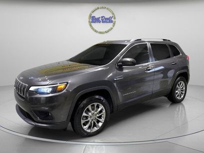 Used 2019 Jeep Cherokee Latitude Plus w/ Cold Weather Group