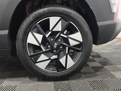 Used 2024 Hyundai Kona SEL FWD image 33