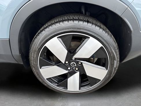 Used 2023 Volvo C40 P8 Recharge Ultimate w/ Protection Package Premier image 10