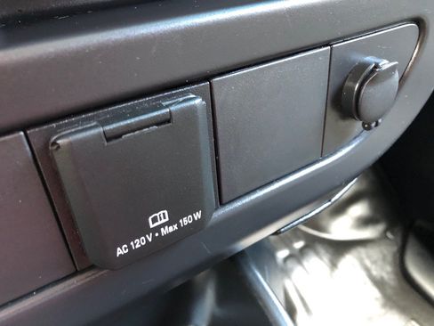 Used 2024 Chevrolet Express 2500 w/ Driver Convenience Package RWD image 28