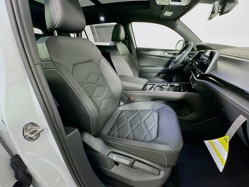 New 2026 Volkswagen Atlas Cross Sport SE AWD/4WD image 26