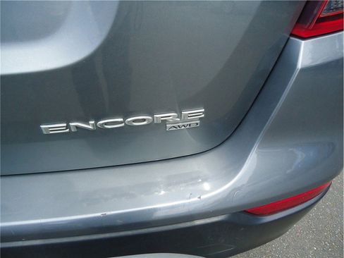 Used 2019 Buick Encore Sport Touring w/ Safety Package AWD/4WD image 8