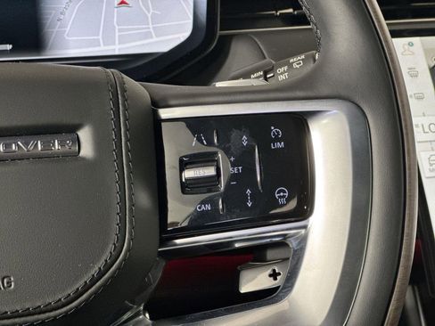 New 2025 Land Rover Range Rover SE image 14