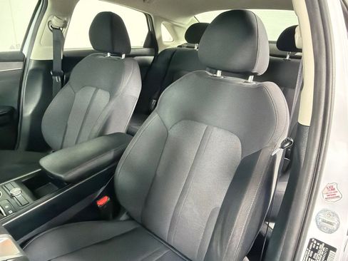 Used 2021 Kia K5 LXS image 11