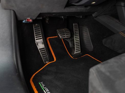 Used 2017 Lamborghini Huracan LP 610-4 AWD/4WD image 61