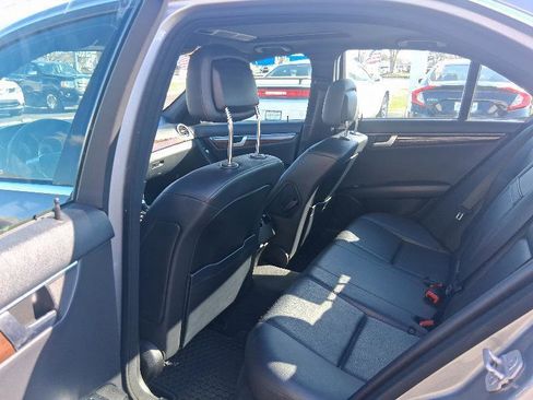 Used 2014 Mercedes-Benz C 300 Sport image 17