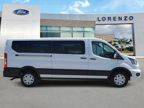 Used 2024 Ford Transit 350 XLT RWD image 4