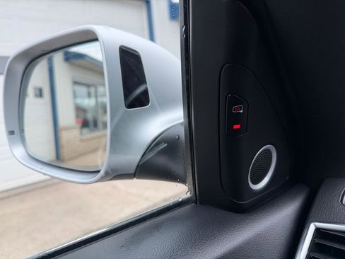 Used 2015 Audi SQ5 Prestige image 31