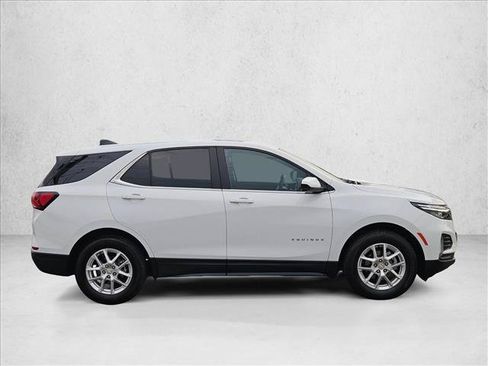 Used 2024 Chevrolet Equinox LT FWD image 4