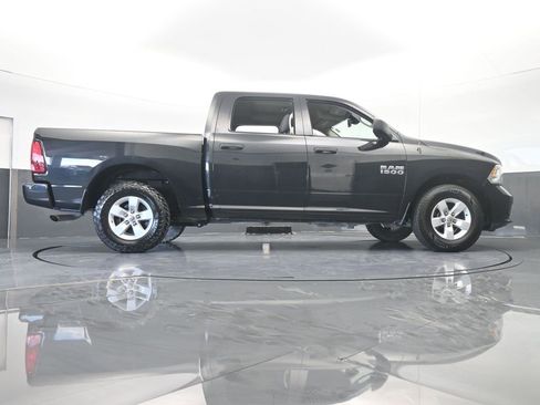 Used 2018 RAM 1500 Express image 56