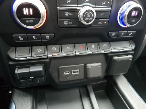 Used 2021 GMC Sierra 1500 AT4 w/ AT4 Preferred Package image 30
