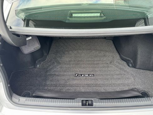 Used 2022 Lexus IS 350 F Sport image 13