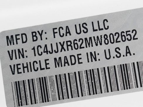 Used 2021 Jeep Wrangler Unlimited Rubicon 4xe w/ Steel Bumper Group image 30