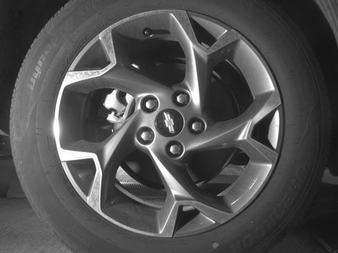 Used 2025 Chevrolet Trax LT w/ LT Convenience Package FWD image 15