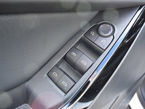 New 2026 Chevrolet Equinox LT w/ Safety and Technology Package image 13