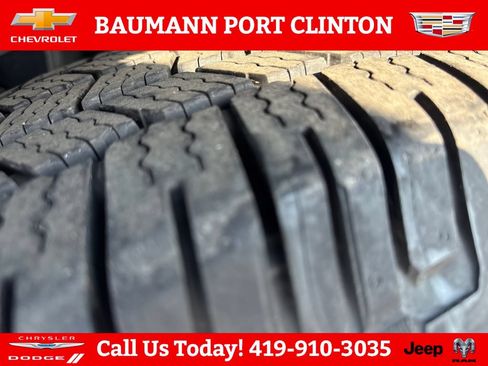 Used 2018 Jeep Grand Cherokee Laredo AWD/4WD image 28