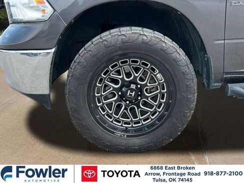 Used 2019 RAM 1500 Classic SLT AWD/4WD image 28