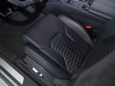 Used 2022 Lamborghini Urus AWD/4WD image 19