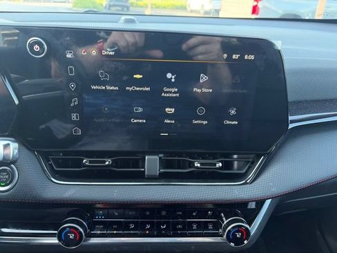 Certified 2025 Chevrolet Equinox RS w/ Convenience Package III FWD image 11