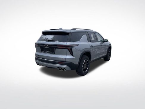 Used 2025 Chevrolet Traverse Z71 w/ Driver Confidence Package image 5