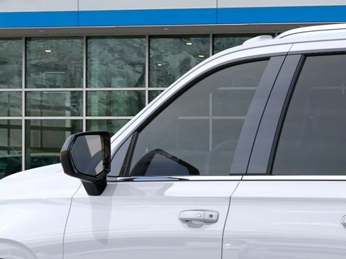 New 2026 Chevrolet Suburban LS AWD/4WD image 14