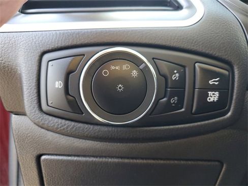 Certified 2024 Ford Edge SEL w/ Convenience Package image 12