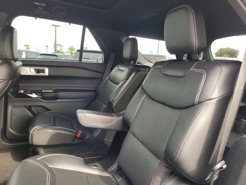 Used 2023 Ford Explorer ST w/ Equipment Group 401A image 13