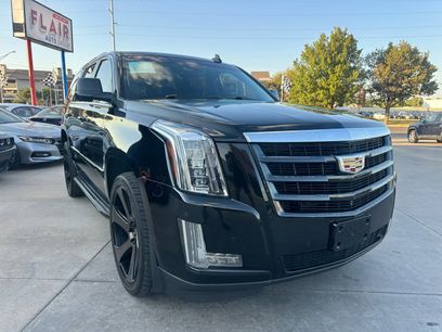 Used 2015 Cadillac Escalade Luxury