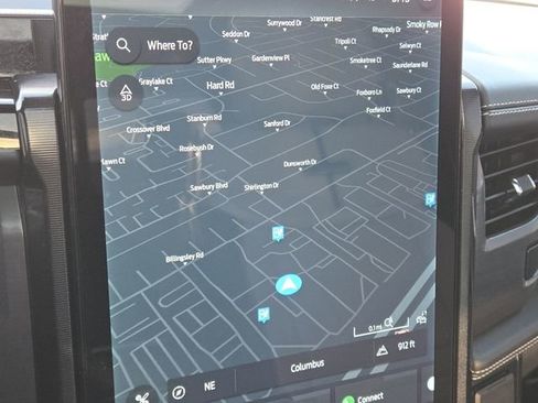 Used 2023 Ford F150 Lightning Platinum image 4