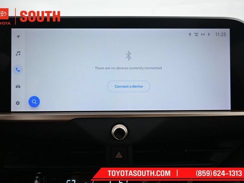 Used 2024 Toyota Crown AWD/4WD image 16
