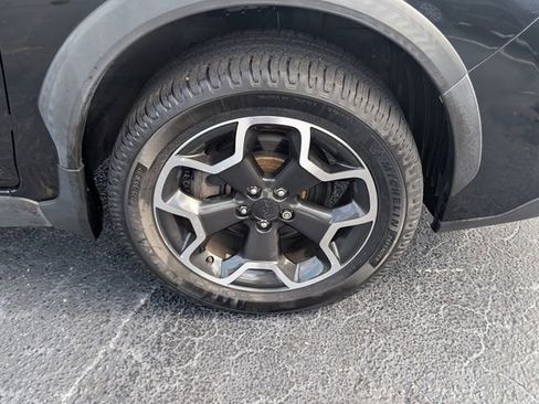 Used 2015 Subaru Crosstrek 2.0i Premium image 20