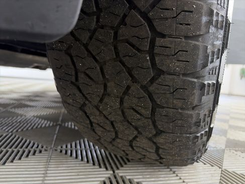 Used 2024 Chevrolet Silverado 1500 RST w/ Z71 Off-Road Package image 12